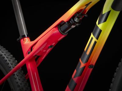 Trek Supercaliber 9.8 XT M Radioactive Yellow to Coral Produktbild 2