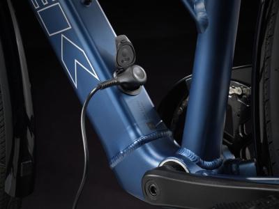 Trek FX+ 2 Stagger L Satin Mulsanne Blue Produktbild 4