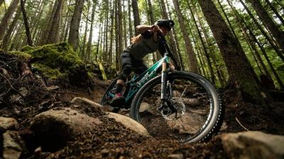 Trek Rail 5 Deore 625W EU XL Rage Red Produktbild 26