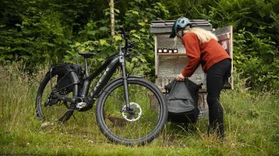 Trek PowerflyFS4 EQ EU S 27.5 Lava/ Trek Black Produktbild 25