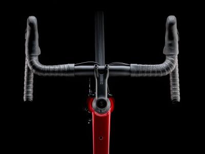 Trek Domane AL 2 44 Crimson to Dark Carmine Fade Produktbild 5
