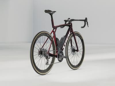 Trek Madone SLR 9 AXS ML Carbon Red Smoke Produktbild 1