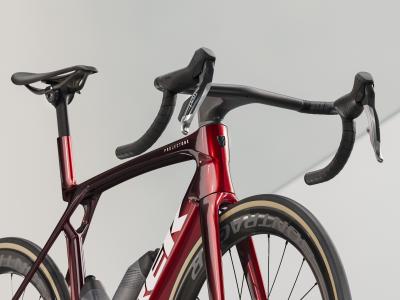Trek Madone SLR 9 AXS L Carbon Red Smoke Produktbild 4