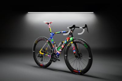 Trek Madone SLR 9 AXS 50TH S ICON The First 50 Produktbild 2